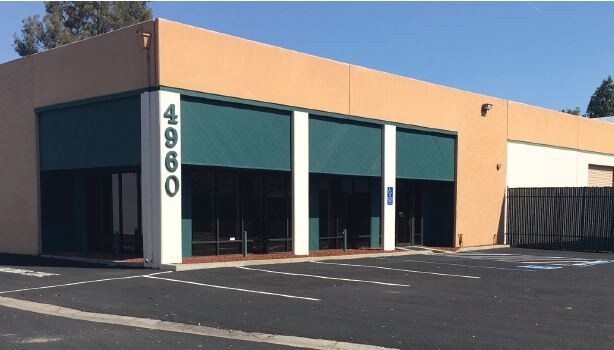 More Photos Of 4960 E Yale Ave, Fresno Warehouse For Sale