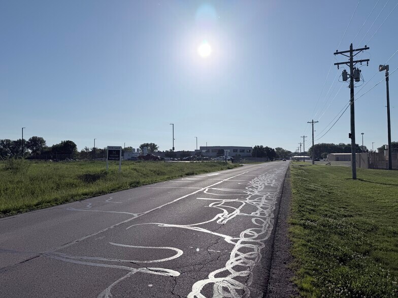 More Photos Of 0 Bell Dr, Warsaw Land For Sale