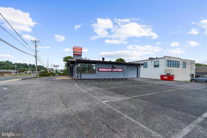 More Photos Of 7901 Belair Rd, Baltimore Auto Repair For Sale
