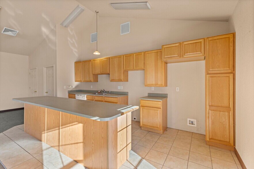 More Photos Of 800 Waterglen Dr, Fort Collins Freestanding For Sale