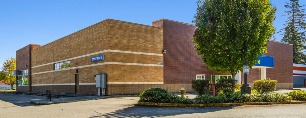 More Photos Of 17615 140th Ave SE, Renton Freestanding For Sale