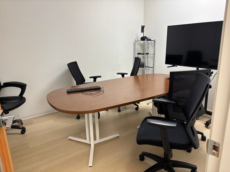 More Photos Of 346 N Azusa Ave, La Puente Storefront Retail Office For Sale