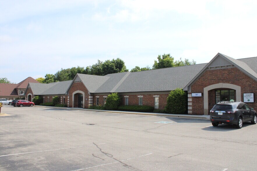 More Photos Of 373 Meridian Parke Ln, Greenwood Medical For Sale