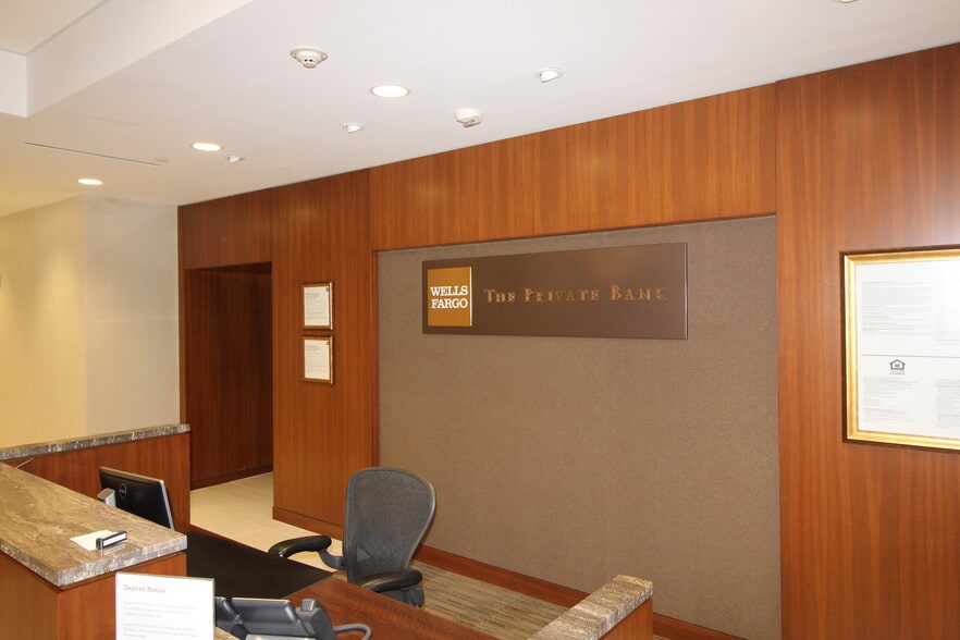 More Photos Of 3000 Briarcrest Dr, Bryan Office For Lease