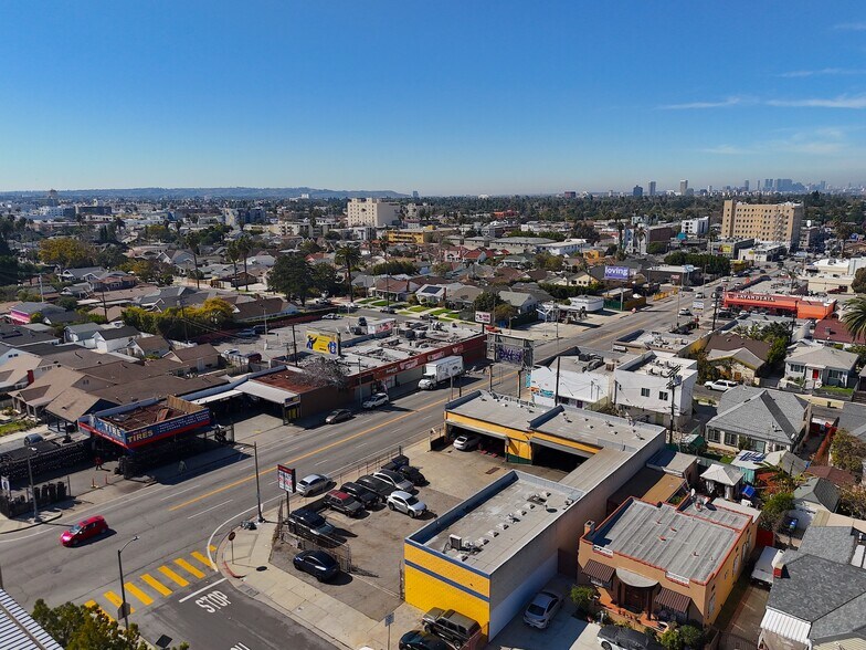More Photos Of 4401 Beverly Blvd, Los Angeles Auto Repair For Sale