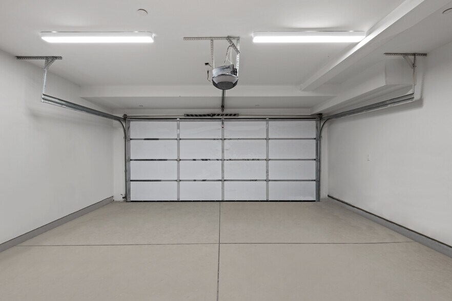 More Photos Of 833 N McCadden Pl, Los Angeles Apartments For Sale