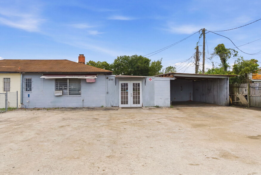 More Photos Of 8710 E Colonial Dr, Orlando Auto Dealership For Lease