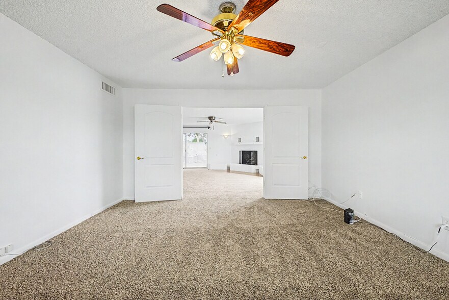 More Photos Of 8038 E Almeria Rd, Scottsdale Office For Sale