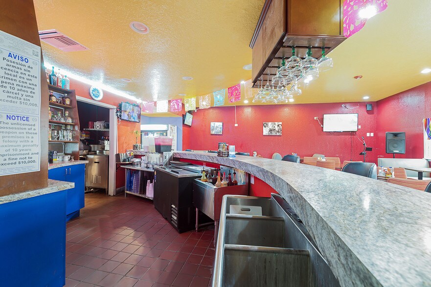 More Photos Of 17009 East Fwy, Channelview General Retail For Sale