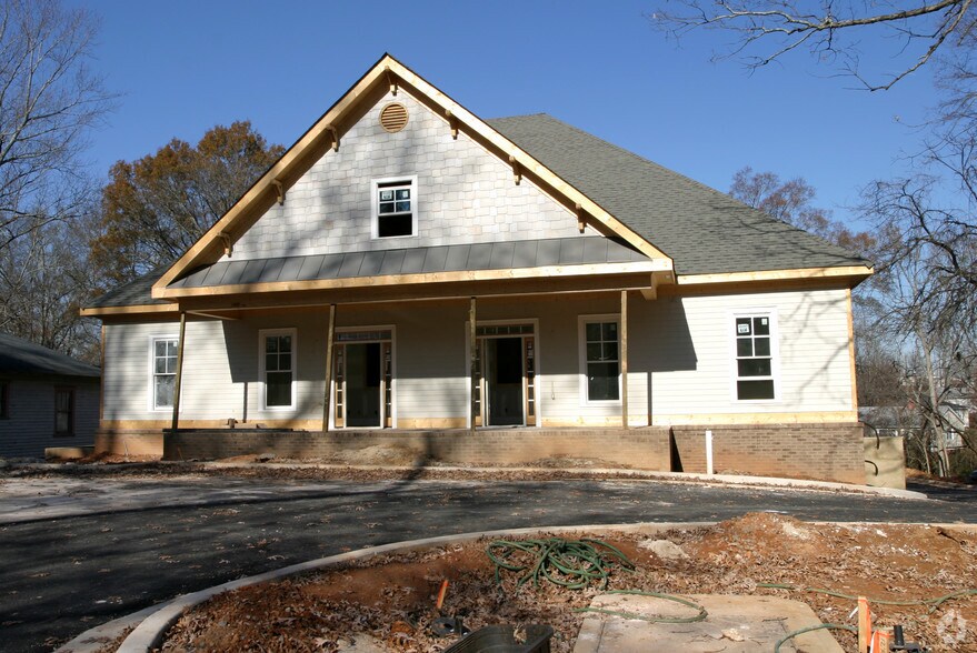 More Photos Of 36 Trammell St SW, Marietta Medical For Lease