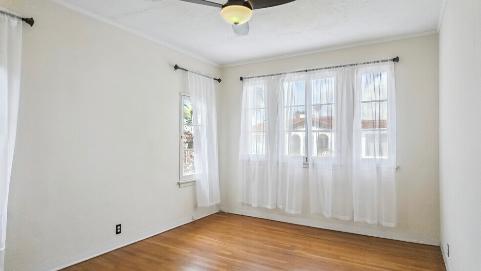 More Photos Of 6022 W 8th St, Los Angeles Apartments For Sale