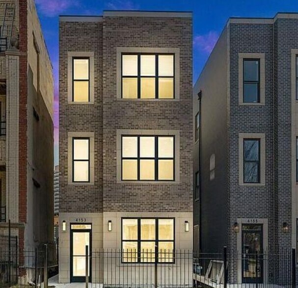 Primary Photo Of , Chicago Multifamily For Sale