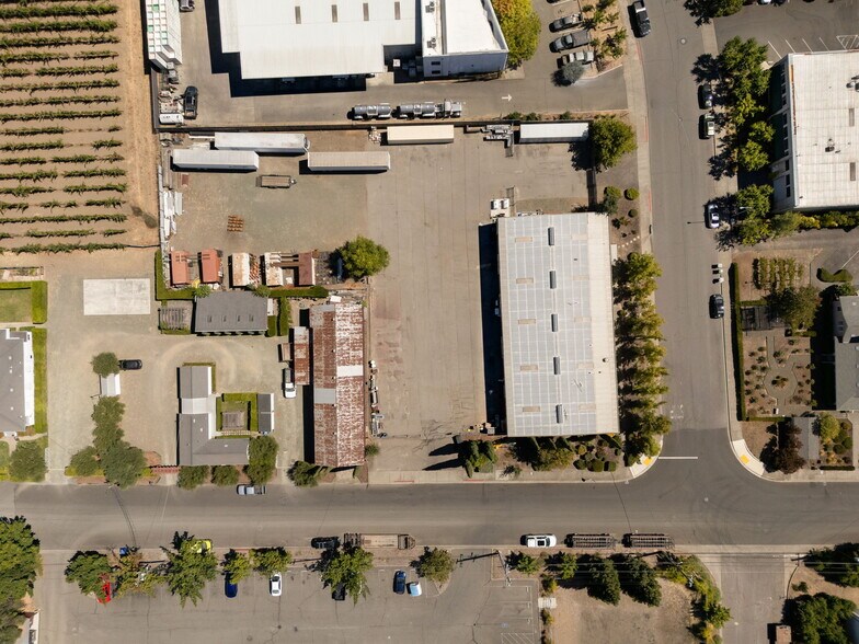 More Photos Of 899 Dowdell Ln, Saint Helena Warehouse For Sale