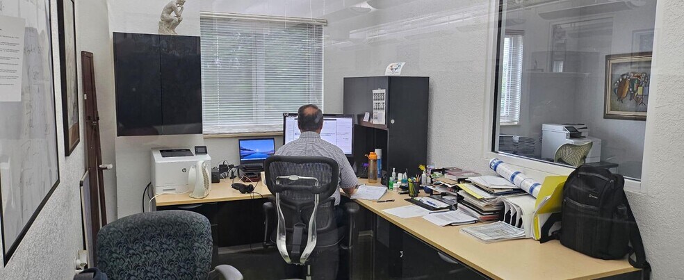 More Photos Of 770 Ponce de Leon Blvd, Coral Gables Office For Lease