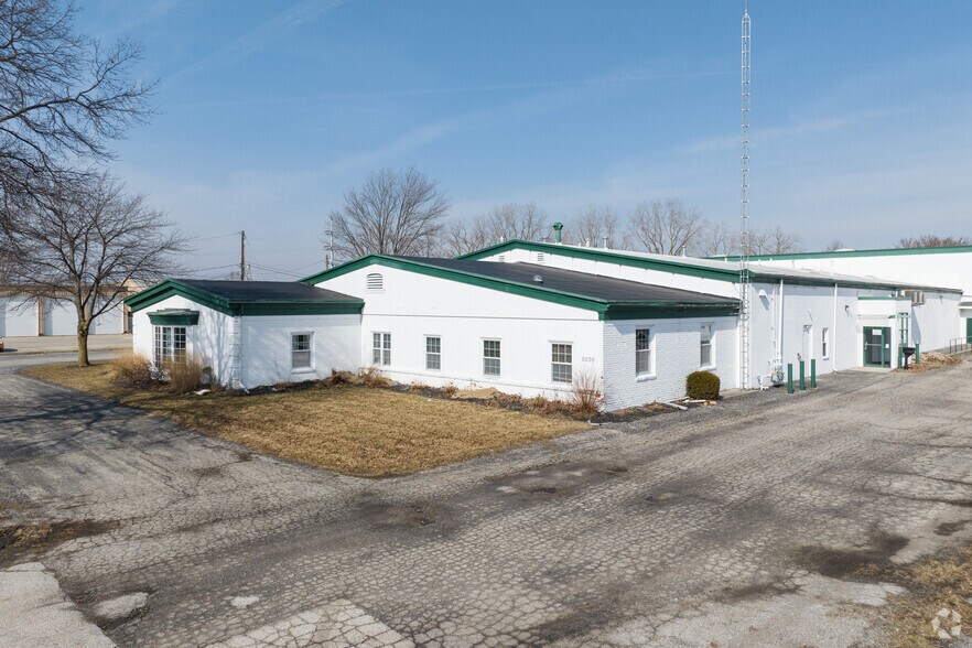 More Photos Of 5056 Angola Rd, Toledo Manufacturing For Lease