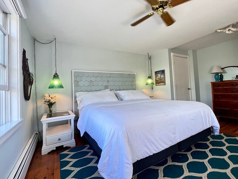 More Photos Of 3063 Bristol Rd, New Harbor Hospitality For Sale