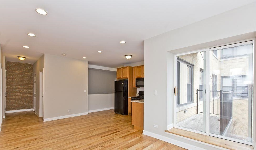 More Photos Of 3348-3354 W Wilson Ave, Chicago Apartments For Sale