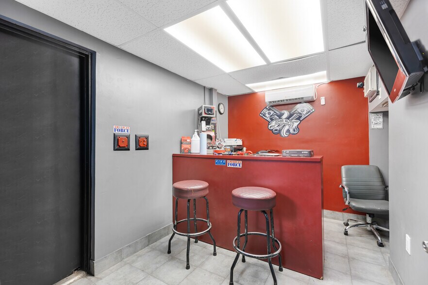 More Photos Of 2760 W 3rd Ave, Hialeah Warehouse For Sale