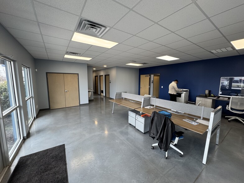 More Photos Of 145 Maddox-Simpson Pkwy, Lebanon Industrial For Lease