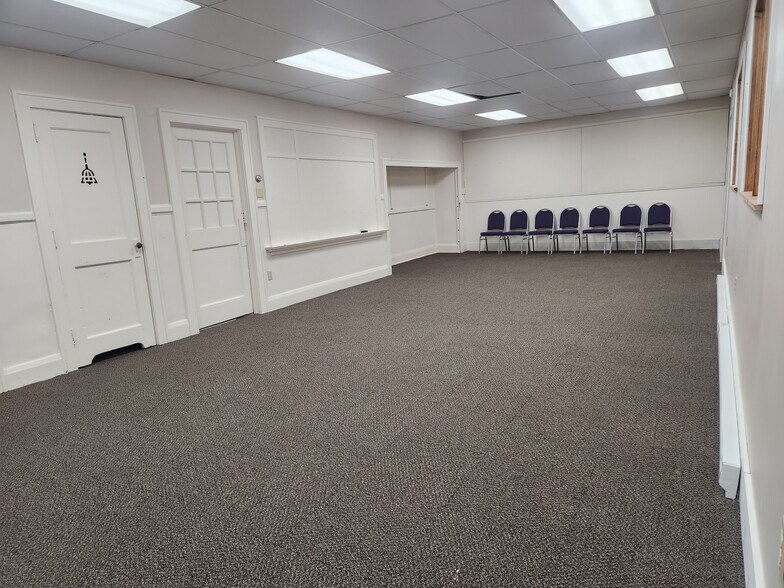 More Photos Of 54 Church St, New Milford Storefront Retail Office For Lease