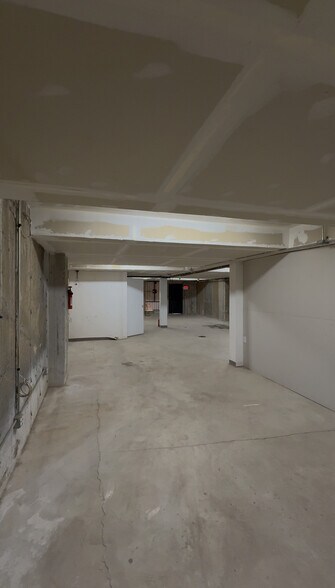 More Photos Of 3354 Farrington St, Flushing Industrial For Lease