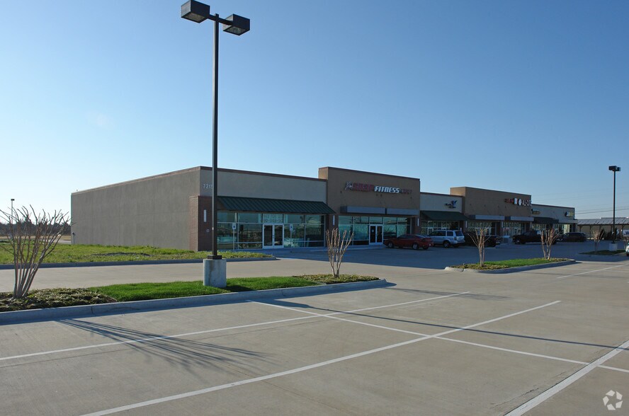 More Photos Of 7215 I-30, Greenville Freestanding For Lease