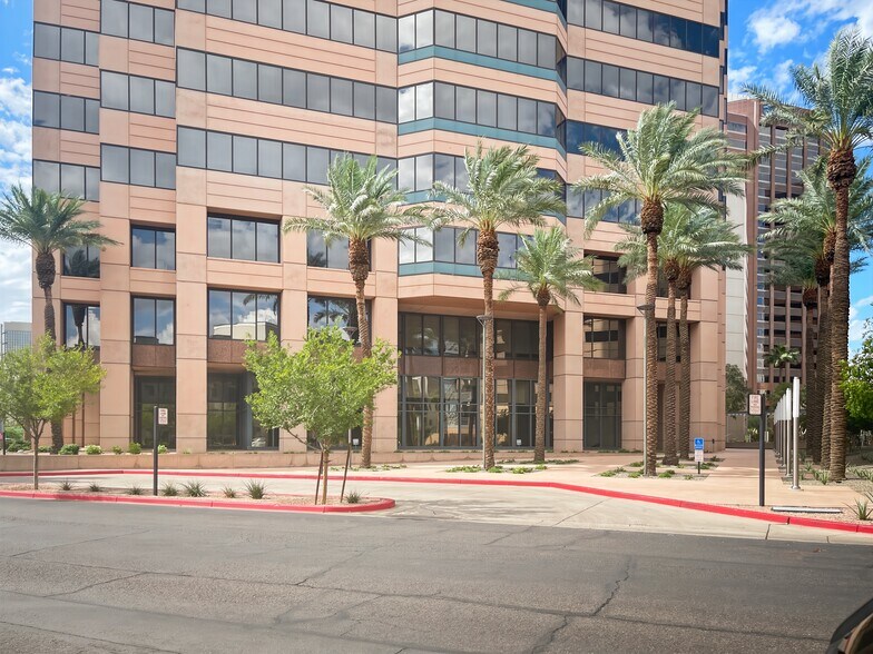 More Photos Of 20 E Thomas Rd, Phoenix Coworking Space