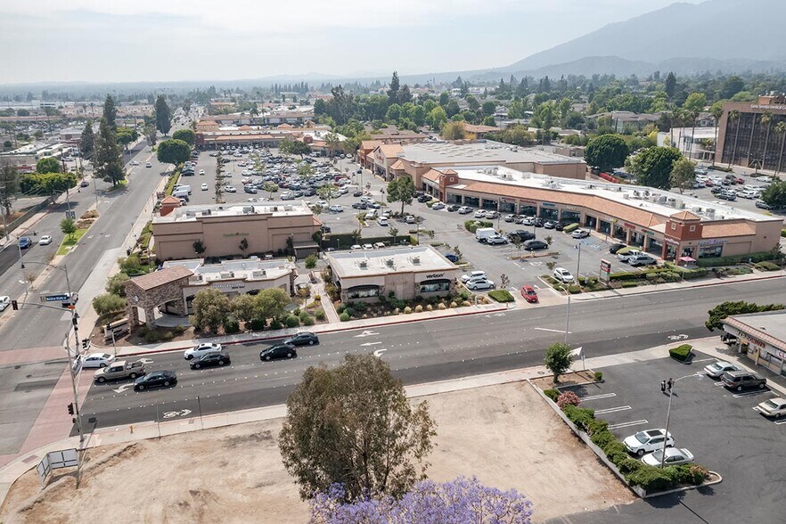 More Photos Of 1265 Huntington Dr, Duarte Freestanding For Lease
