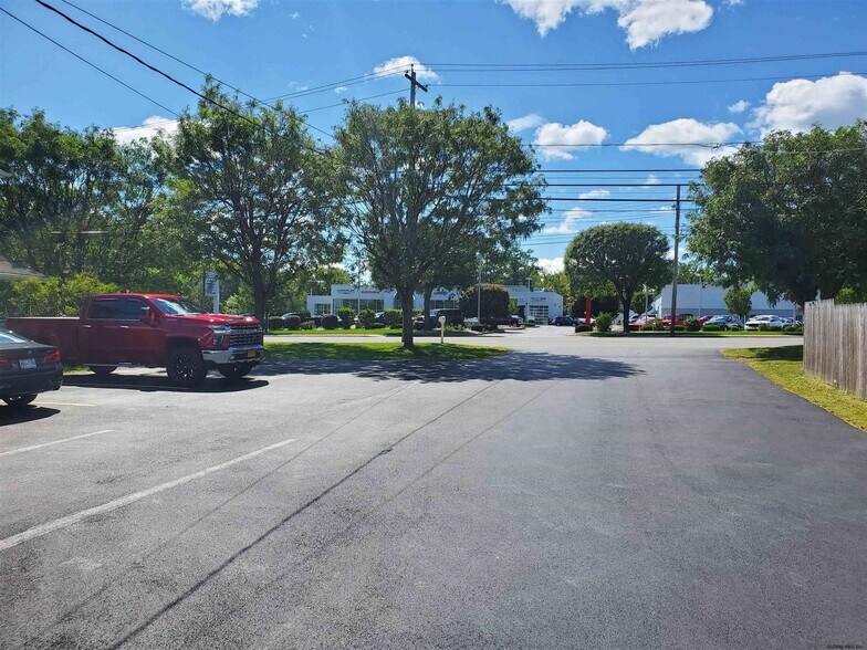 More Photos Of 2127 Central Ave, Schenectady Auto Repair For Sale