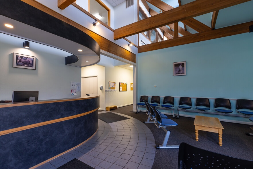 More Photos Of 2929 5th Ave Ne, Puyallup Office For Sale