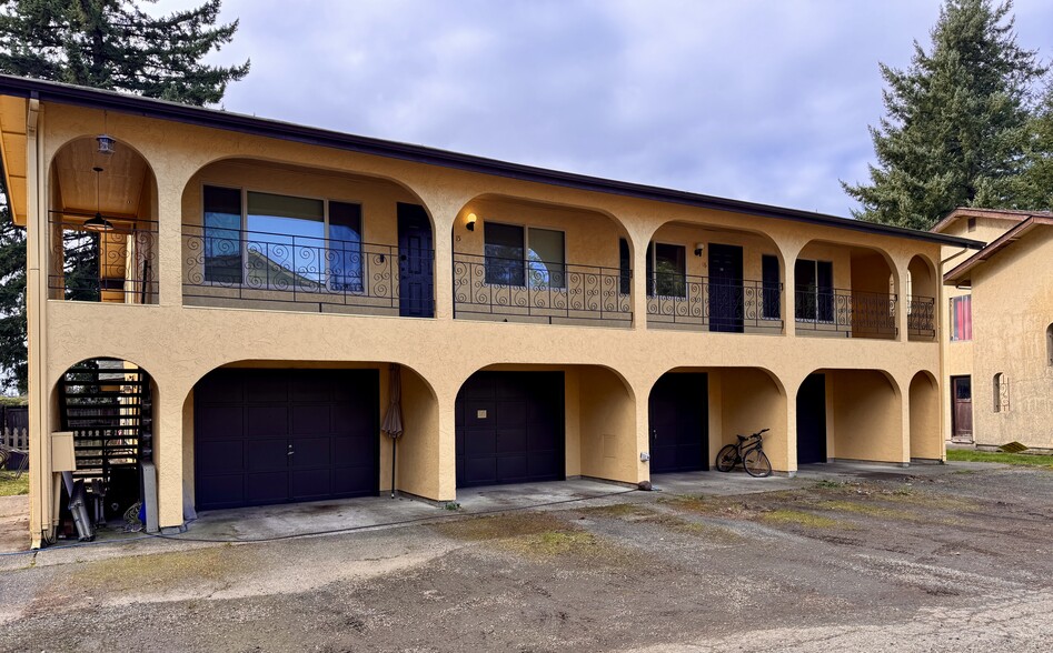 More Photos Of 1125 13th St, Shelton Apartments For Sale