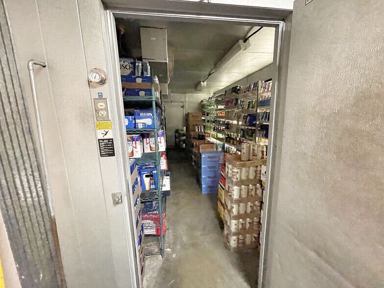 More Photos Of 601-605 E Emma Ave, Springdale Convenience Store For Sale