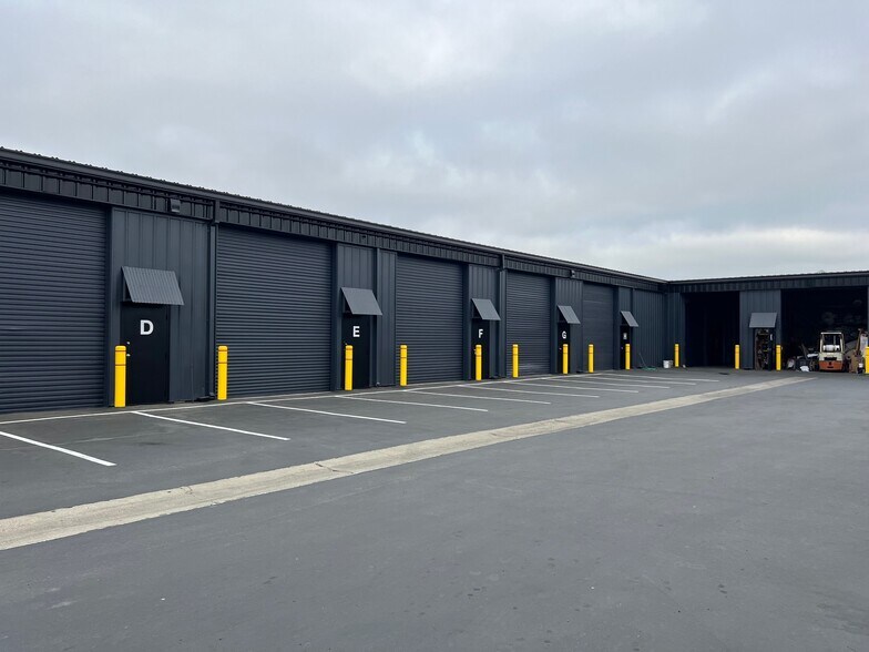 More Photos Of 815-831 Warrington Ave, Redwood City Warehouse For Lease