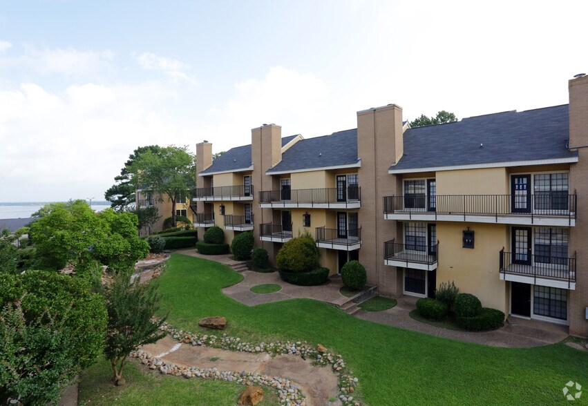 More Photos Of 5660 S Lakeshore Dr, Shreveport Apartments For Sale