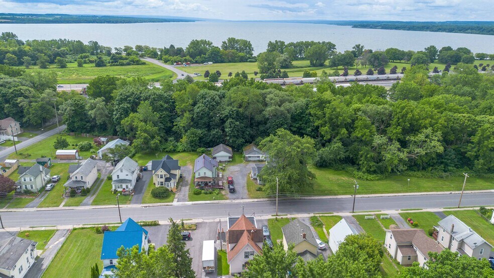 More Photos Of 301 E North St, Geneva Apartments For Sale