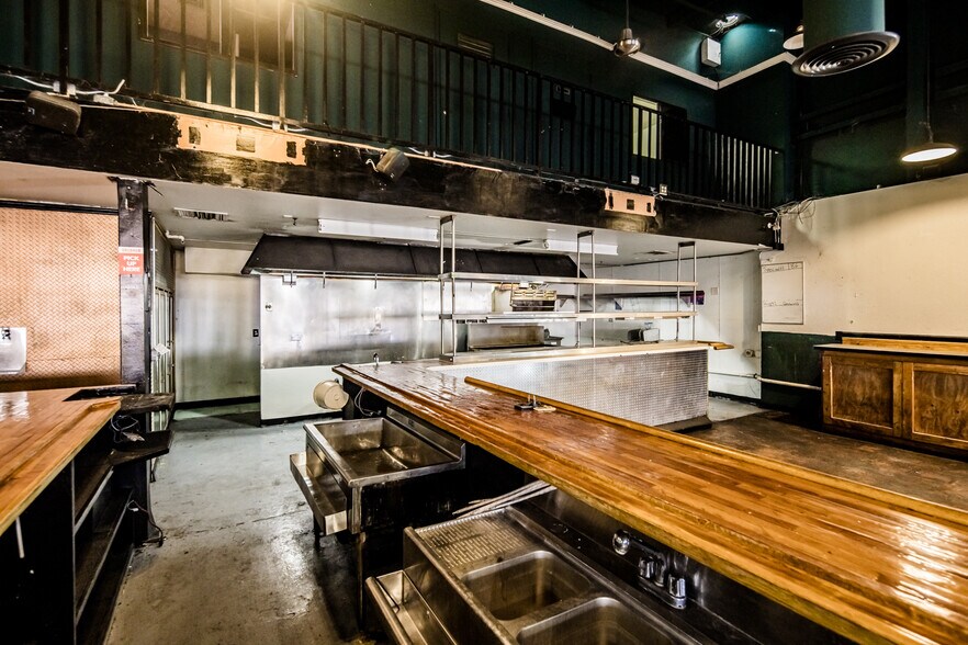 More Photos Of 790 Lake Havasu Ave N, Lake Havasu City Freestanding For Lease