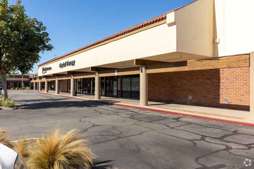More Photos Of 453 Carmen Dr, Camarillo General Retail For Lease