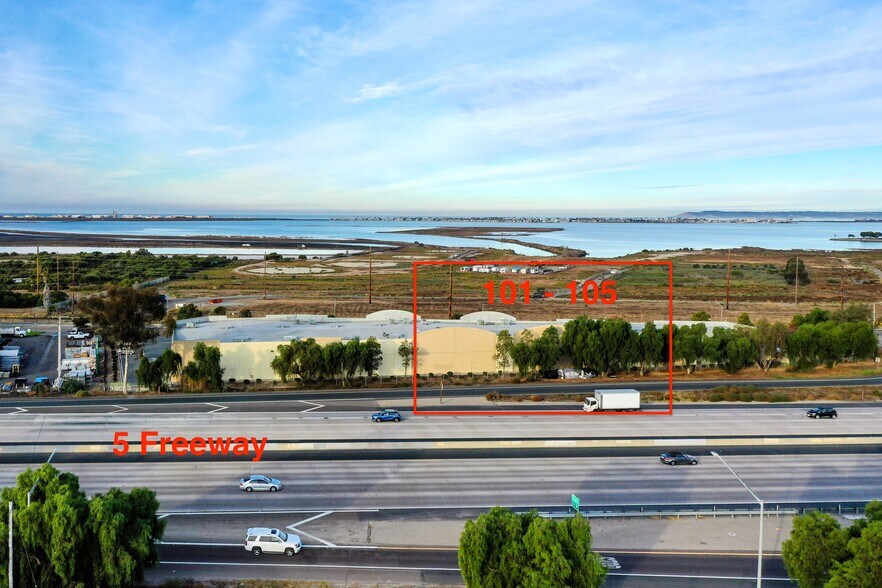 More Photos Of 995 Bay Blvd, Chula Vista Warehouse For Lease
