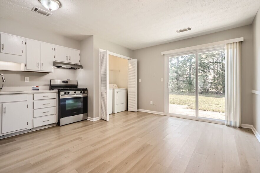 More Photos Of 2638 Fieldstone View Ln SE, Conyers Apartments For Sale