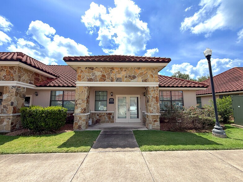Primary Photo Of 4502 Riverstone Blvd, Missouri City Office For Lease