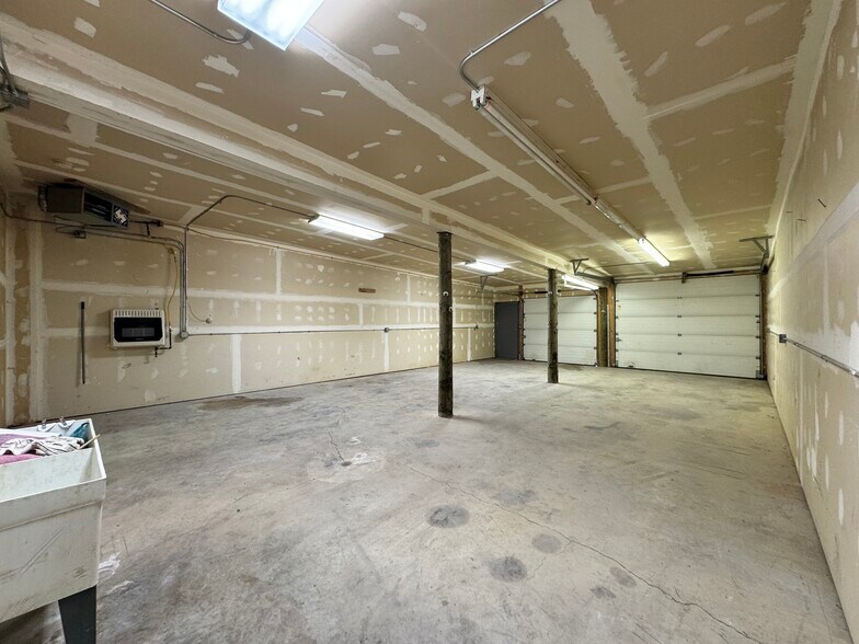 More Photos Of 530 N Broadway Ave, Riverton Mixed Retail For Sale