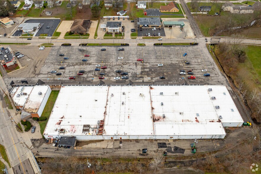 More Photos Of 200-260 N Main St, Rittman General Retail For Sale