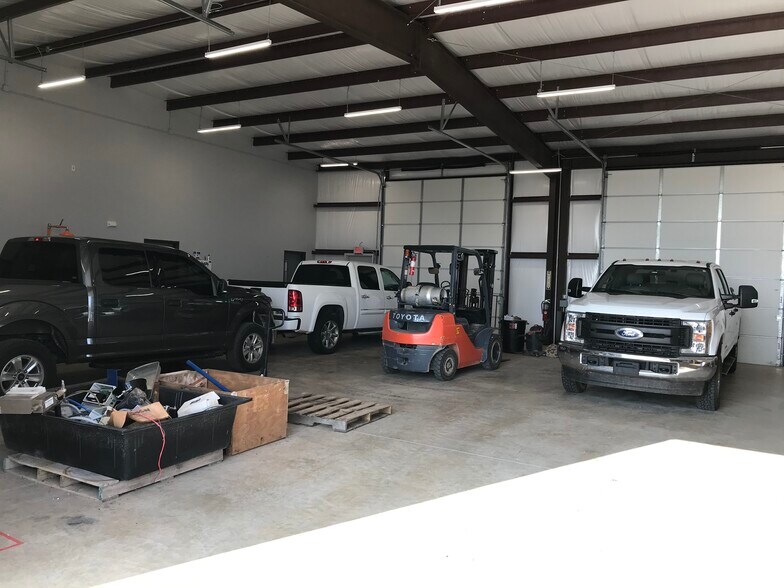 More Photos Of 5602 E Hwy 66, El Reno Industrial For Sale