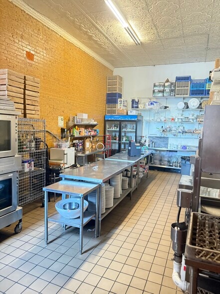 More Photos Of 207 E Virginia St, McKinney General Retail For Lease