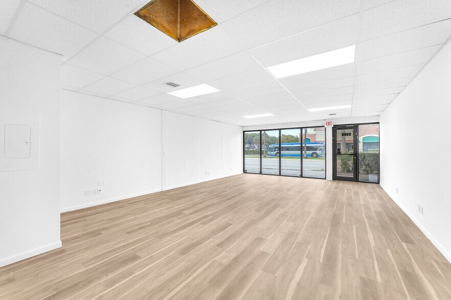 More Photos Of 1420-1422 NE 163rd St, North Miami Beach Freestanding For Lease