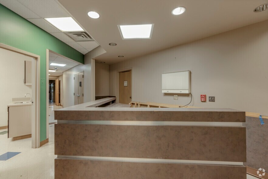 More Photos Of 308 E Centerview St, China Grove Office For Sale