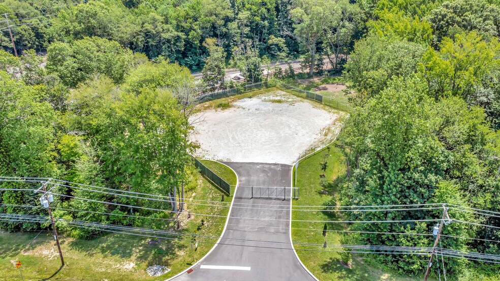 More Photos Of 1550 Porter Rd, Bear Land For Lease