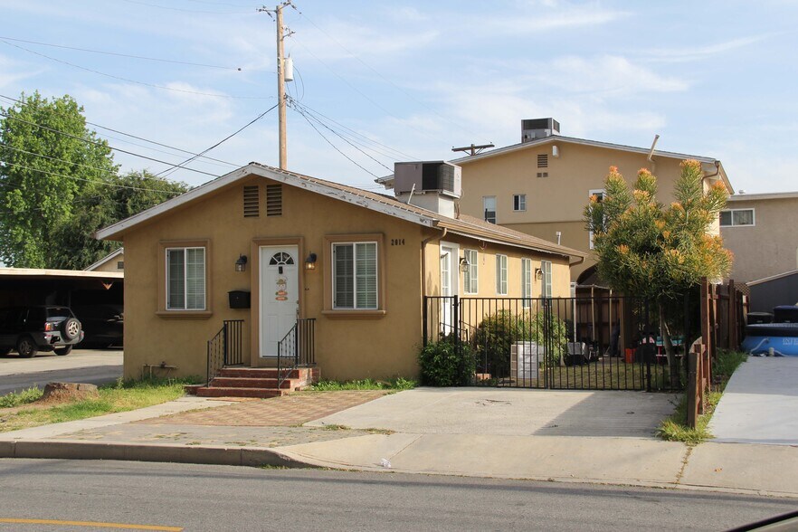 More Photos Of 2014-2016 Peyton Ave, Burbank Apartments For Sale