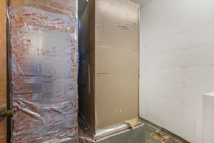 More Photos Of 1750 NE 8th St, Homestead Bank For Sale