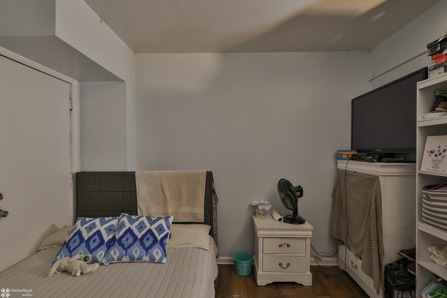 More Photos Of 902 W Wilkes Barre St, Easton Apartments For Sale